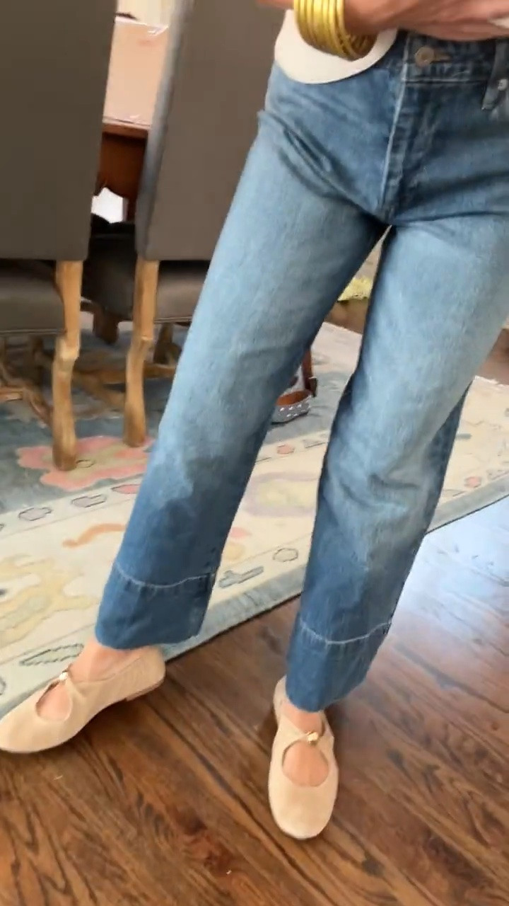 Yall we have an emergency! These jeans from Wally World jeans are absolutely amazing. I’m in a size 2 jeans and xs top.

#LTKdayinmylife #LTKstorytime #LTKOver40