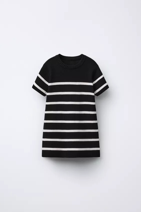 Knit dress with round neck and short sleeves. | Zara US