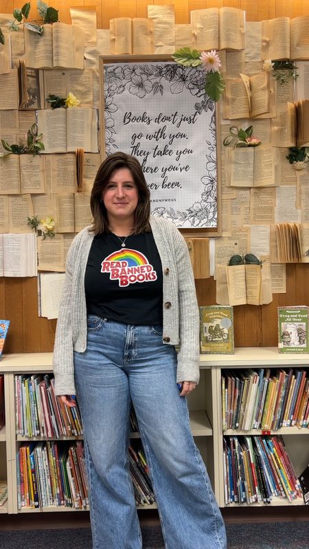 Librarian outfit of the day
Teacher tee
Librarian tee


#LTKstyletip #LTKmidsize #LTKfindsunder50
