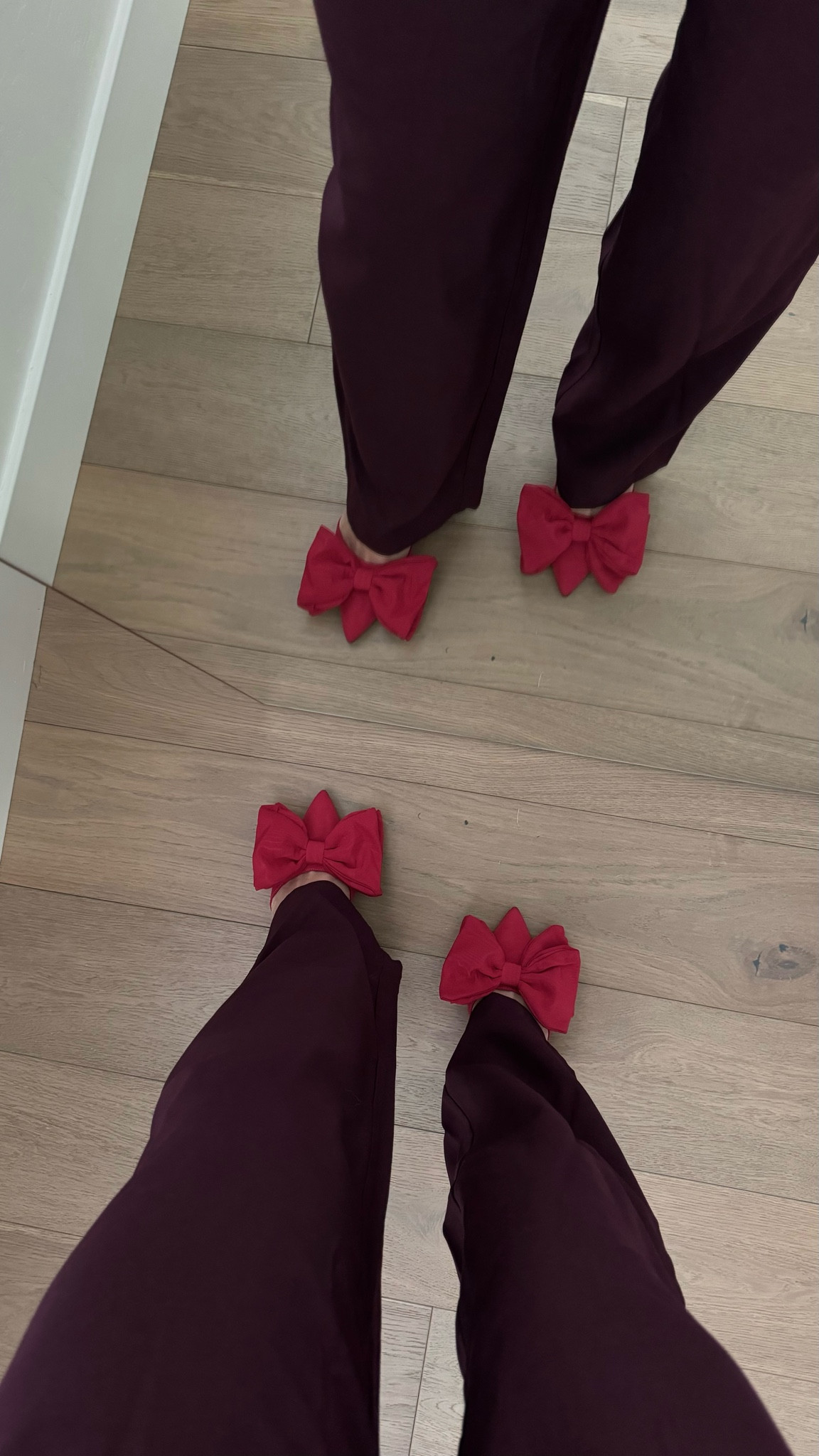 Affordable, on-trend colorways, holiday outfit ideas. This color combo!🍇🍷🥀♥️
Pants fit BIG, size down, bow shoes fit tts


#LTKHoliday #LTKParties #LTKSeasonal