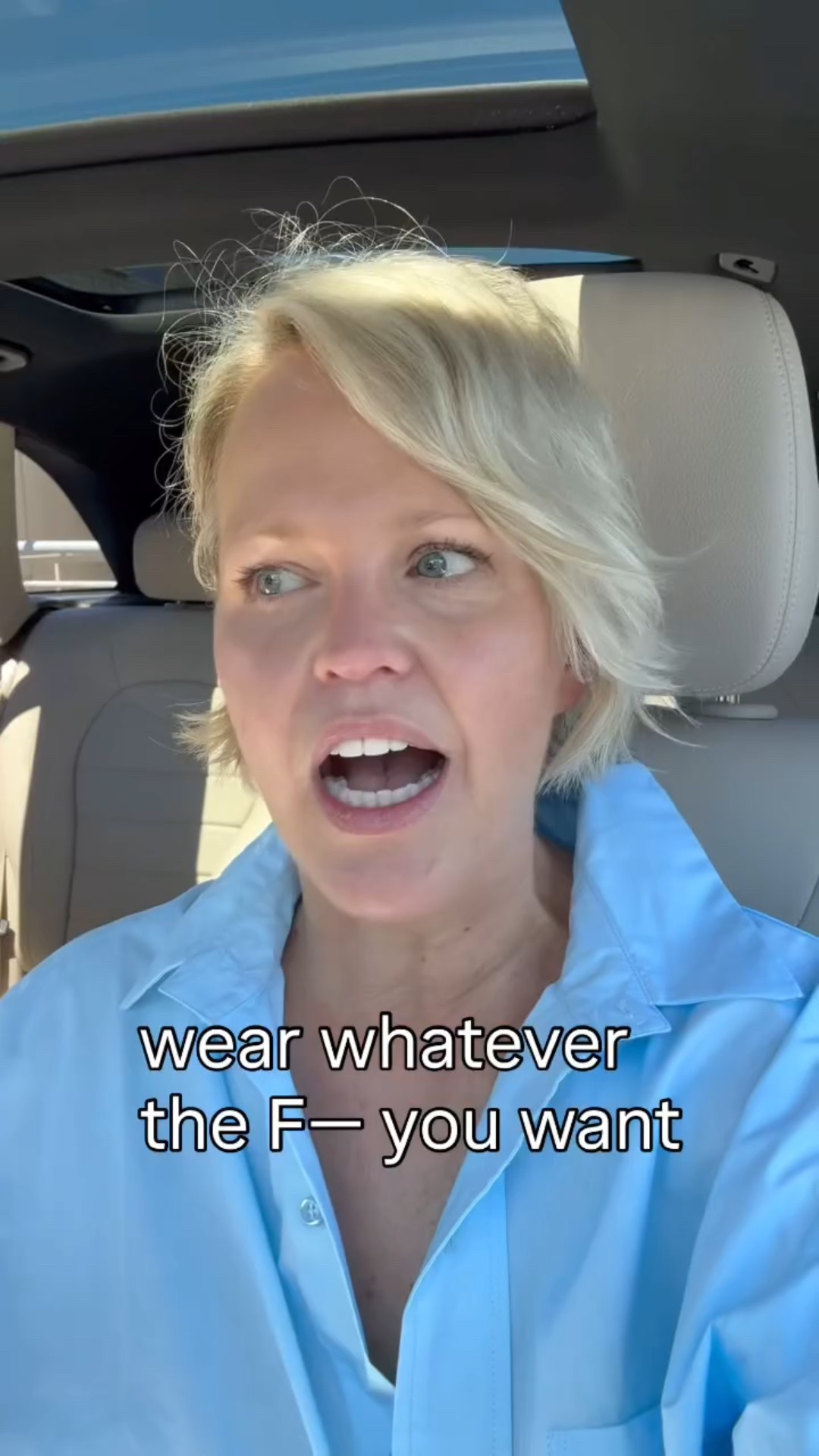 👏🏻👏🏻👏🏻 Empowering people to express themselves creatively no judgement 
@stacylondonreal @wearwhateverthefyouwant @clintonkellyoh 

Oh and cute fresh shirt is @wearcissa 🥰