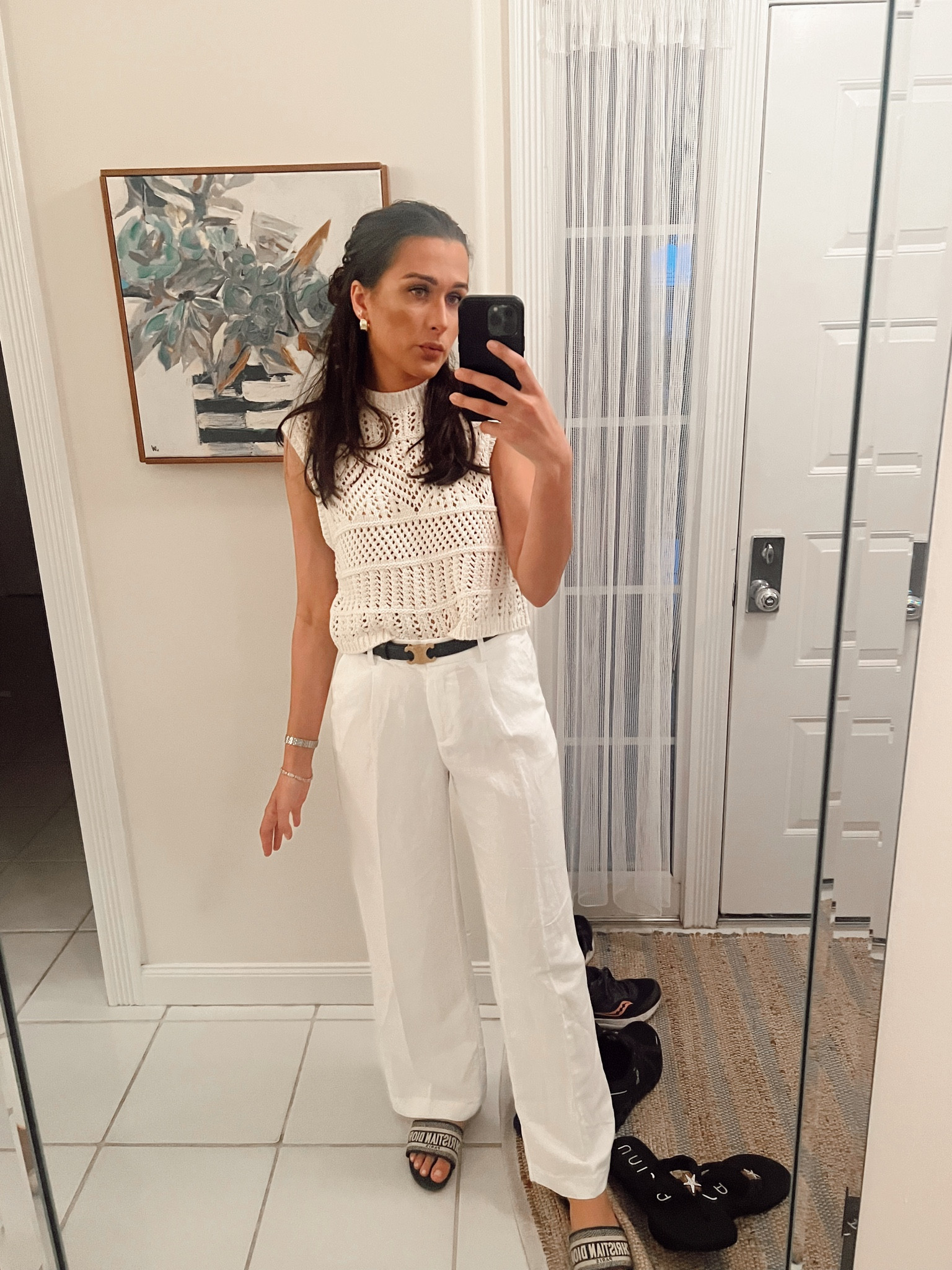 Not waiting until MDW to wear white 🤍✈️

#LTKstyletip #LTKSeasonal #LTKtravel