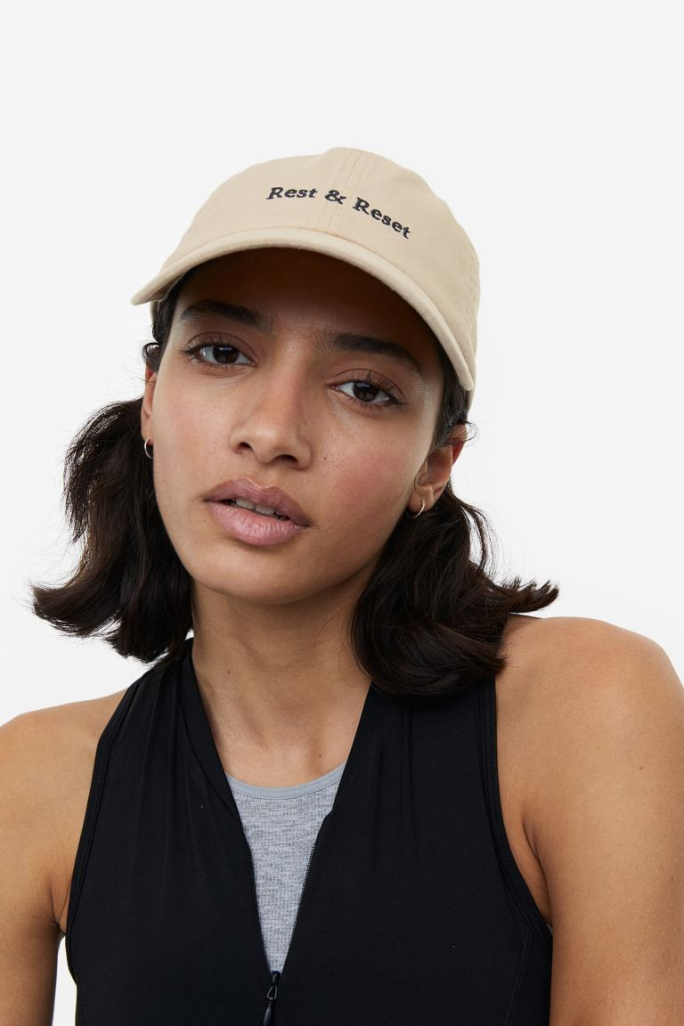 Embroidered sports cap | H&M (UK, MY, IN, SG, PH, TW, HK)