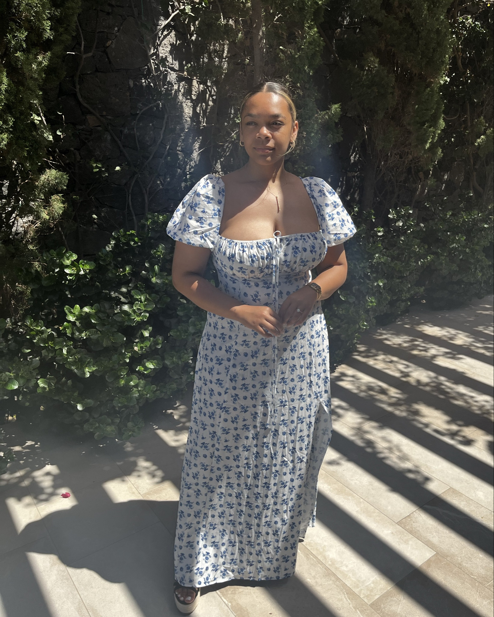 This dress looks even been in Santorini 🤍🩵

#LTKMidsize #LTKMostLoved #LTKStyleTip