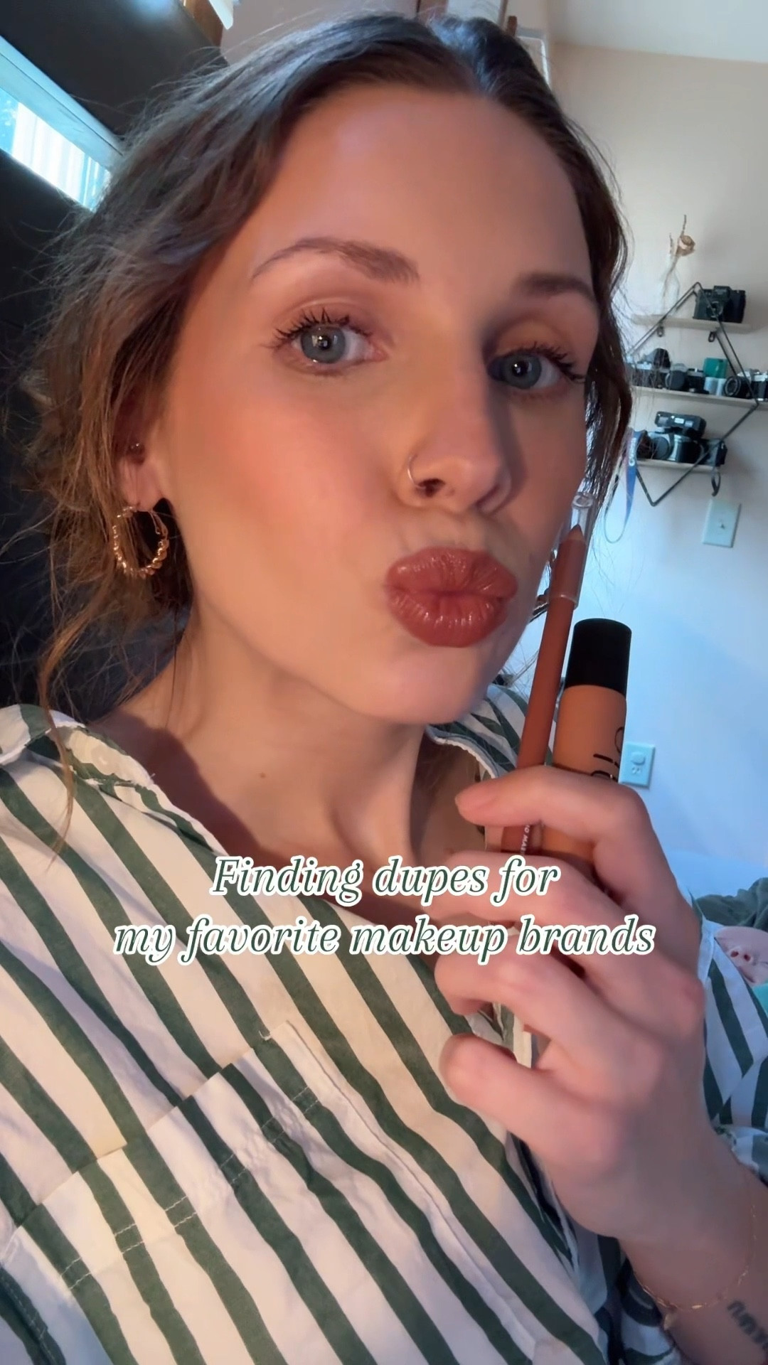 My usual lip combo is Make Up For Ever Wherever Walnut & Summer Fridays Iced Coffee. This elf combo looks pretty close 😍 it's the @elfcosmetics glow reviver lip melting balm in vanilla toffee and the cream glide lip liner in mauve aside.