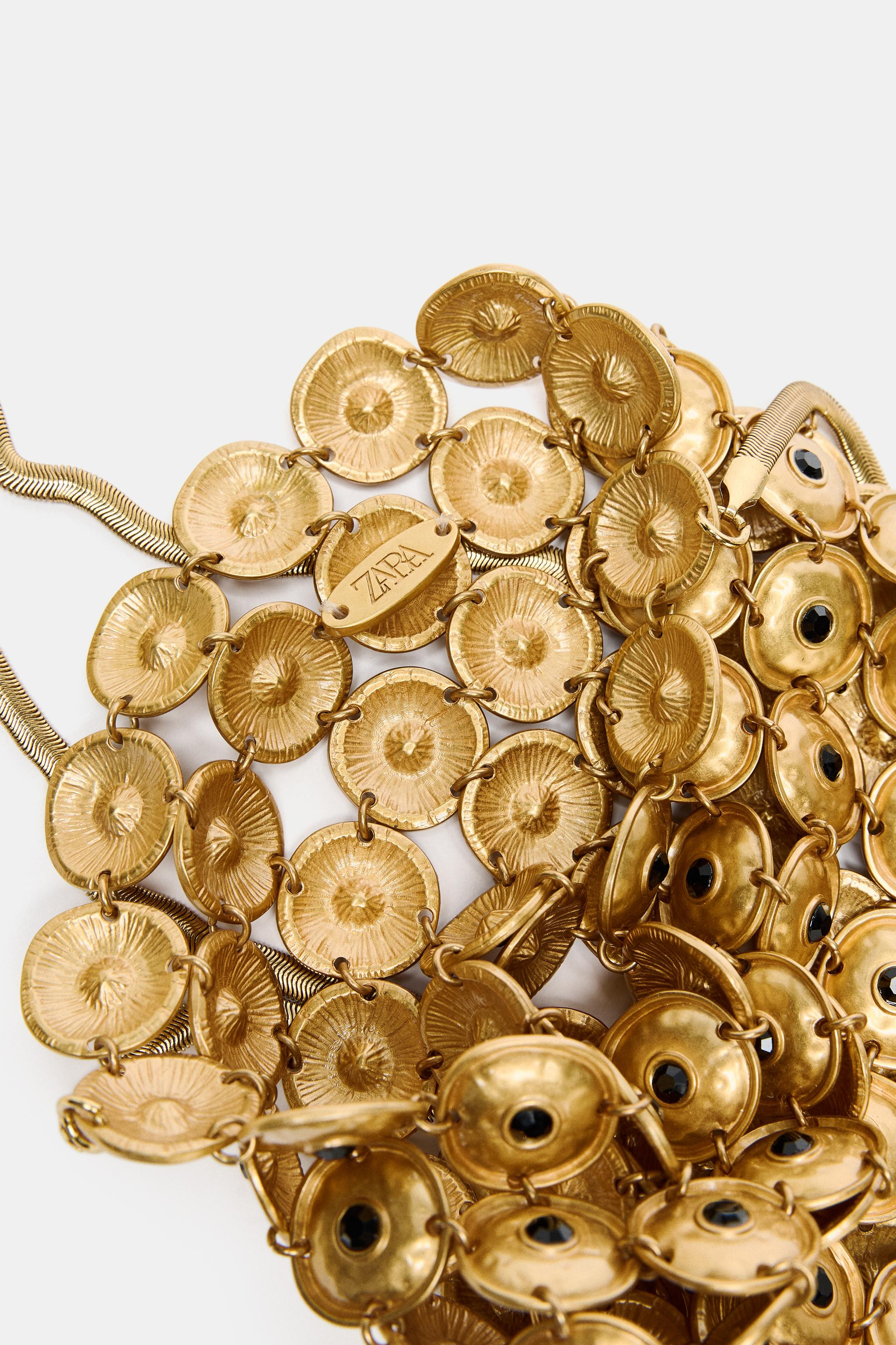 METAL APPLIQUÉ BUCKET BAG | Zara US