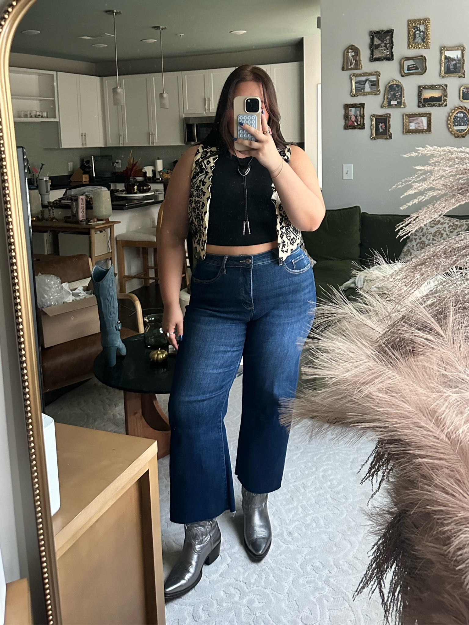 Cowboy boots for fall! Works perfect for my wide calf and I do my true size 10.5! Also love these jeans, super comfy in a size 14. 

#LTKStyleTip #LTKPlusSize