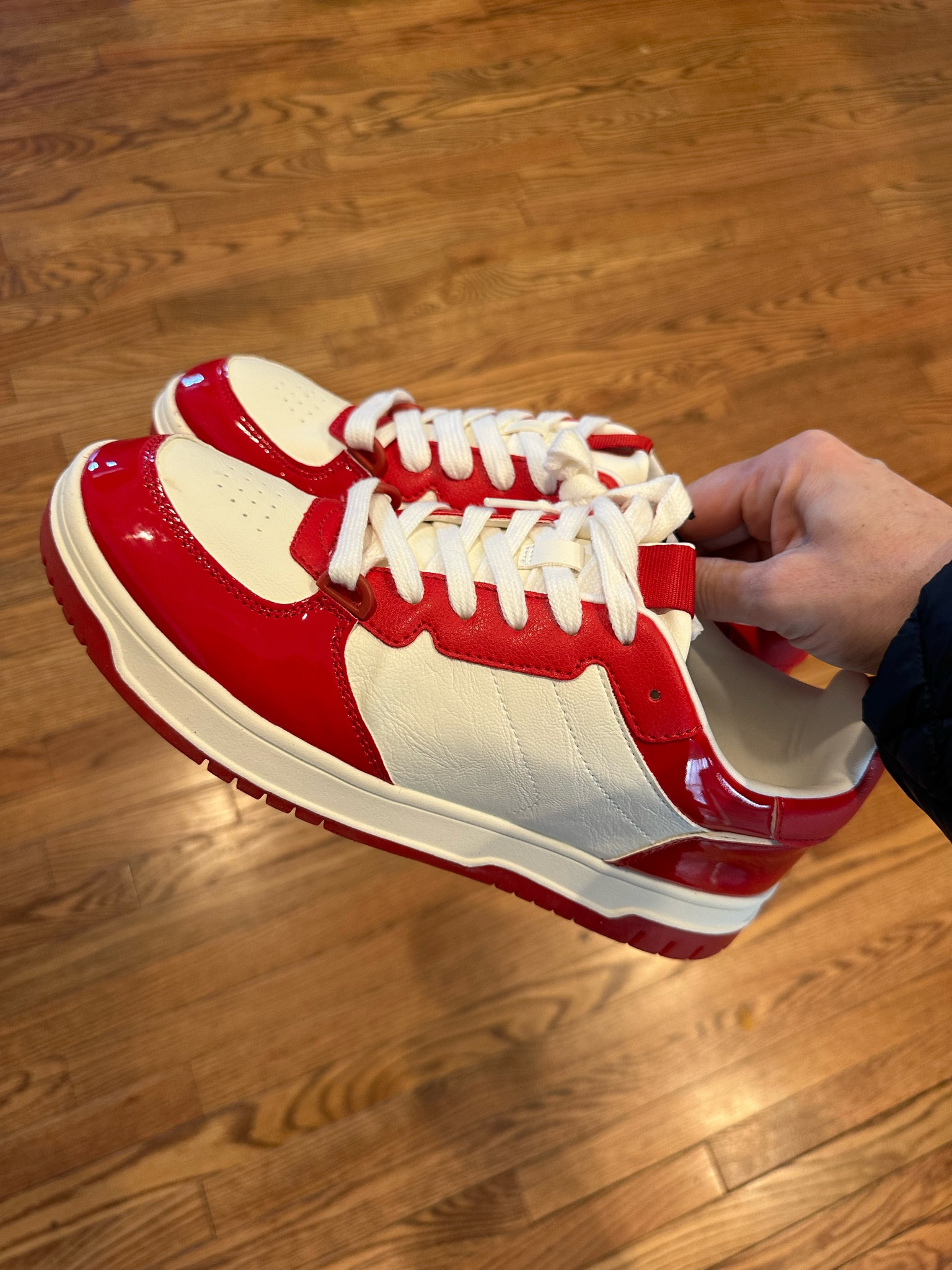 Color block sneakers only $10!! ❤️

#LTKShoeCrush #LTKSaleAlert #LTKFindsUnder50