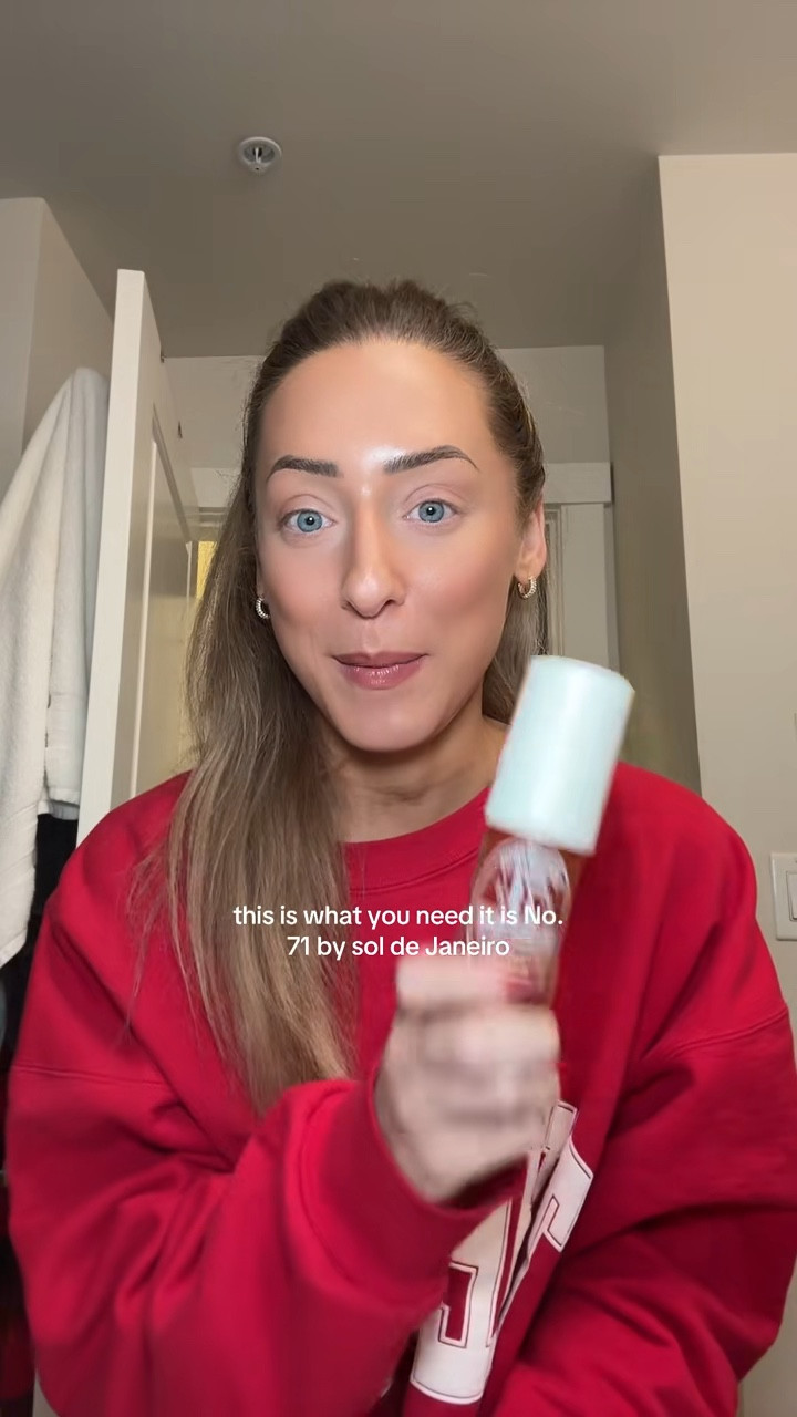 VLOGMAS DAY 5: how to smell like a freshly baked cupcake 

#LTKbeauty #LTKwinter #LTKcanada