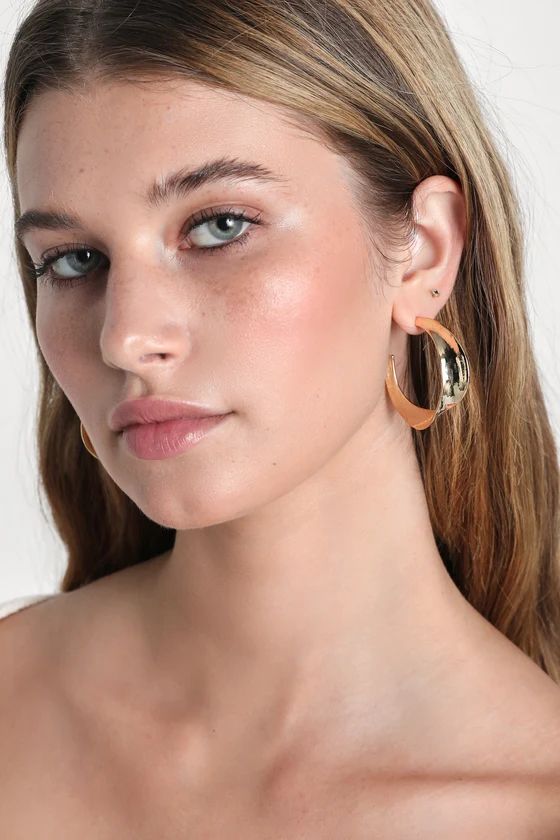 Radiant Focus Gold Oversized Twisted Hoop Earrings | Lulus (US)