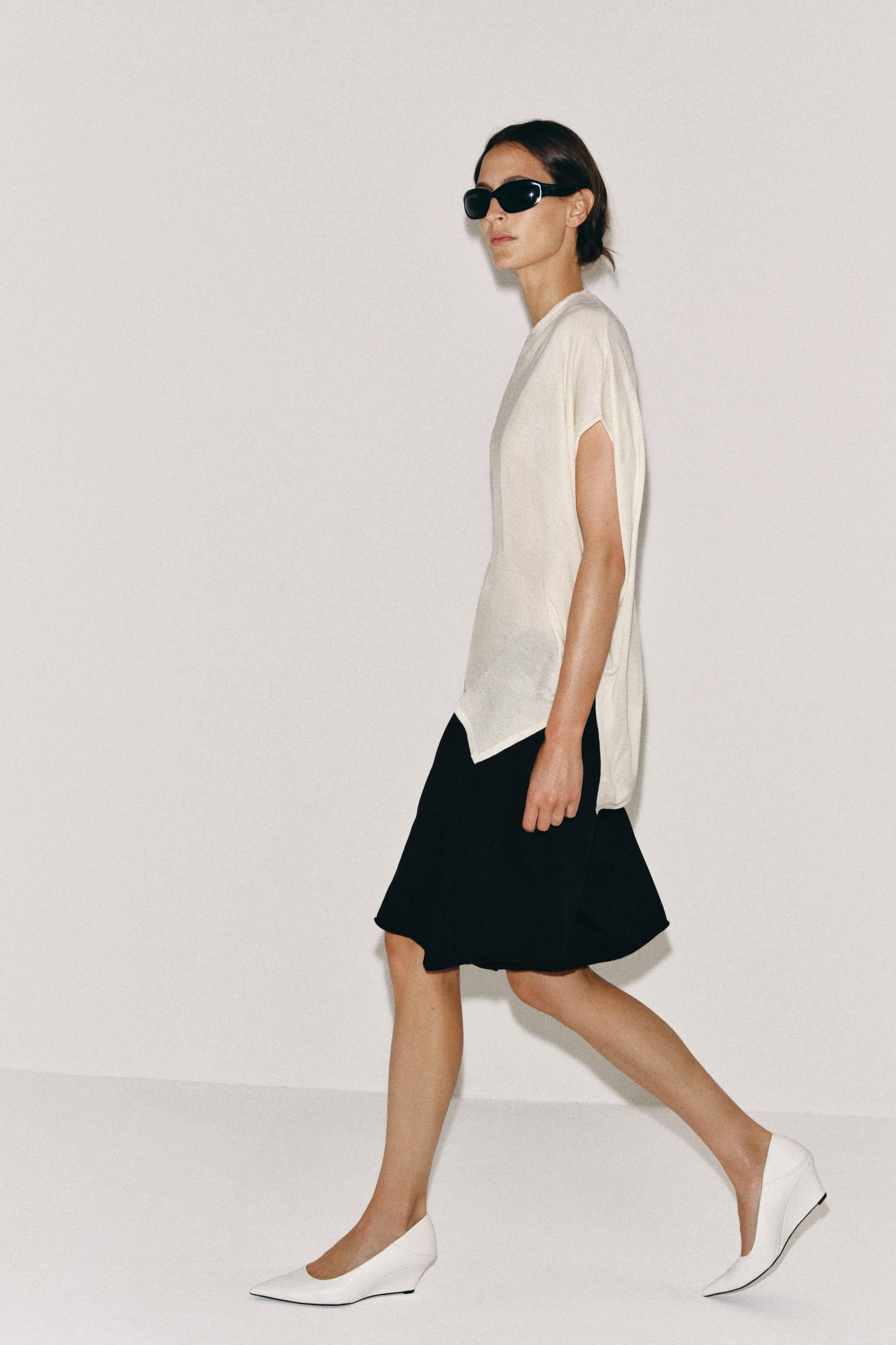 ASYMMETRIC KNIT TOP | Zara US