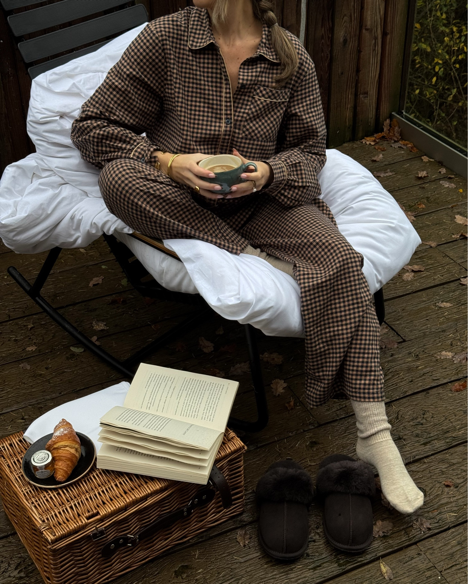 Chelsea Peers NYC gingham pyjamas 🤎

Brown slippers, night wear, lounge wear 

#LTKuk #LTKautumn #LTKgiftguide