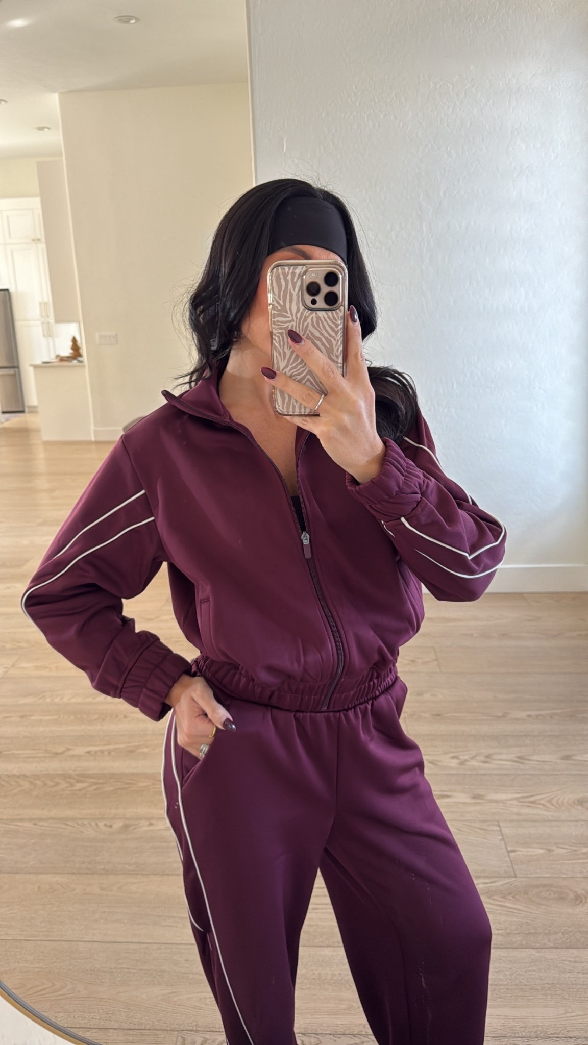 Happy Tuesday! Sharing some goodies I got in from Walmart! This matching track suit is under $25 and giving look for less! It also comes in black. I am in a size small 

Walmart finds 
Walmart fashion 



#LTKfitnessgoals #LTKootd #LTKActive