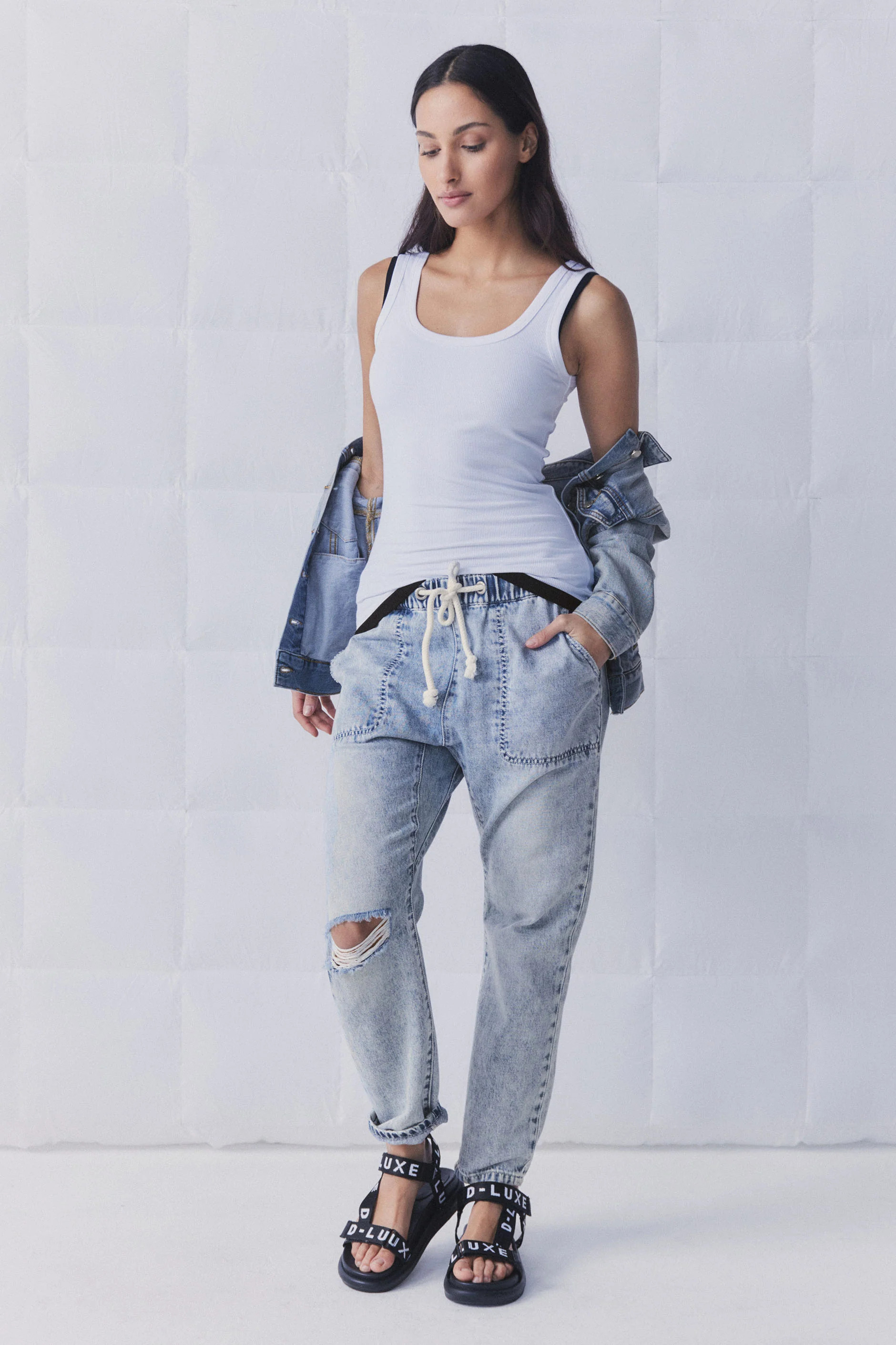 D-Luxe Bamboo Scoop Neck Tank - Bright White | DECJUBA