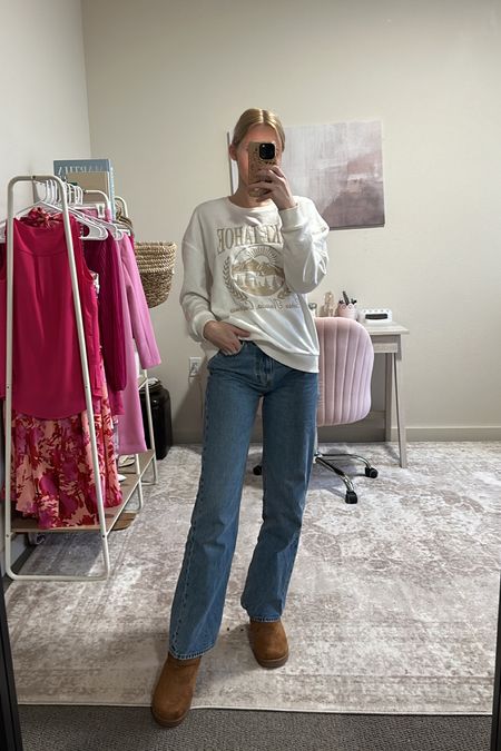How to style the Abercrombie High Rise Loose Jeans ☺️ wearing a size 24 regular. Love the fit of these. Full length leg, fitted at the waist, relaxed throughout the leg!

And I’ve been living in oversized cozy sweatshirts this month! Here are a few of my favorites!

State park sweatshirts, cream sweatshirt, cozy crewneck, Lake Tahoe sweatshirt, Abercrombie graphic sweatshirt, Abercrombie sweatshirt, Abercrombie crewneck, cozy loungewear, winter outfit

#LTKSeasonal #LTKfindsunder100 #LTKstyletip