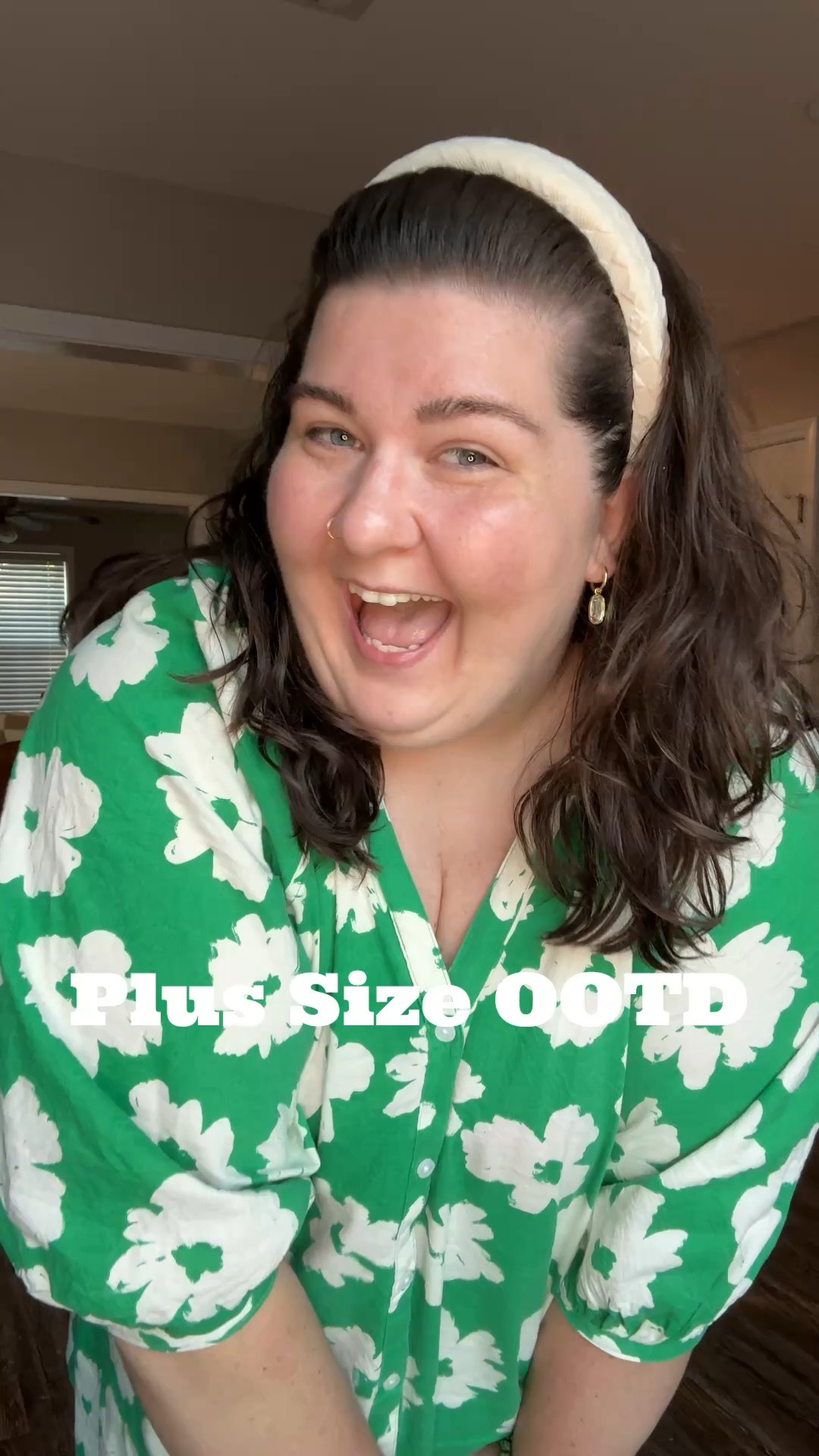 All the heart eyes for this cute summer shift dress from Kohl’s! It’s on sale this holiday weekend for only $25! Wearing the size 3X! 

#LTKSeasonal #LTKFindsUnder50 #LTKPlusSize