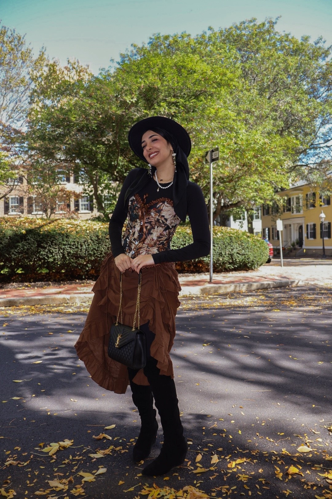 Didn’t expect this outfit to get so many compliments 🍂they’re mostly Amazon finds! 🖤

#LTKStyle #LTKunder50 #AmazonFashion #FallOutfit #OOTD #LTKFall #LTKFinds

#LTKHoliday #LTKSeasonal