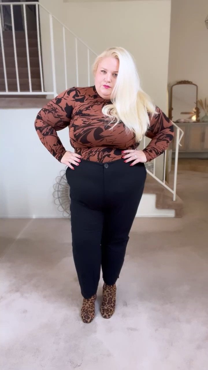 Curvy workwear look

Bodysuit
Fall style
Black ankle pants
Plus size pants

#LTKunder50 #LTKcurves #LTKunder100