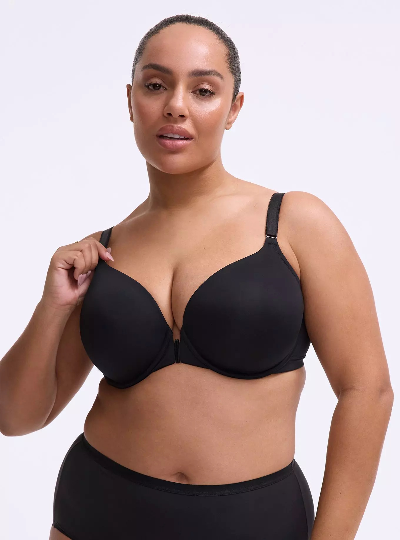 Perfect Coverage Lightly-Lined Smooth Front-Close Bra | Torrid (US & Canada)