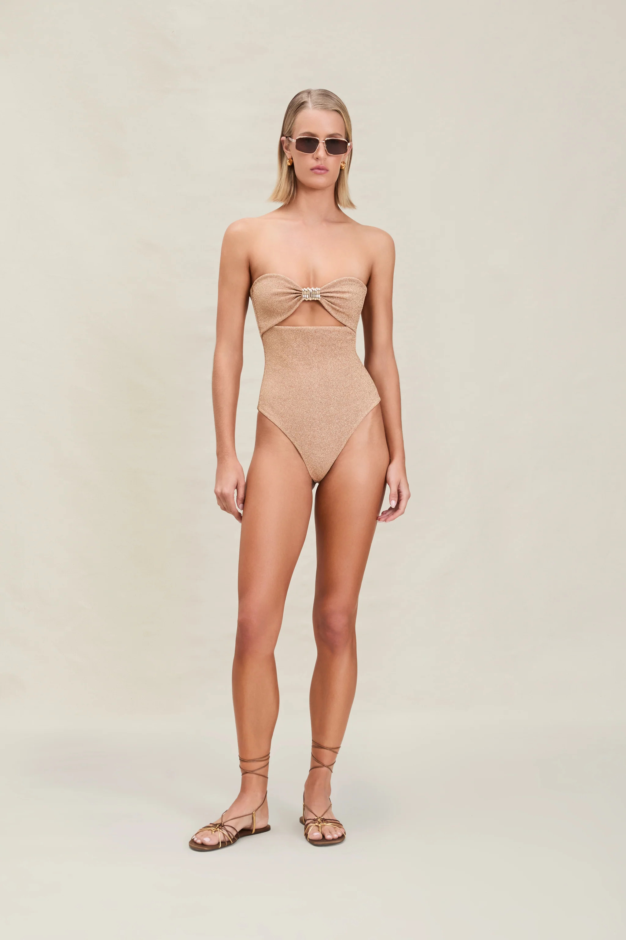 Izzie Full-Piece | Devon Windsor