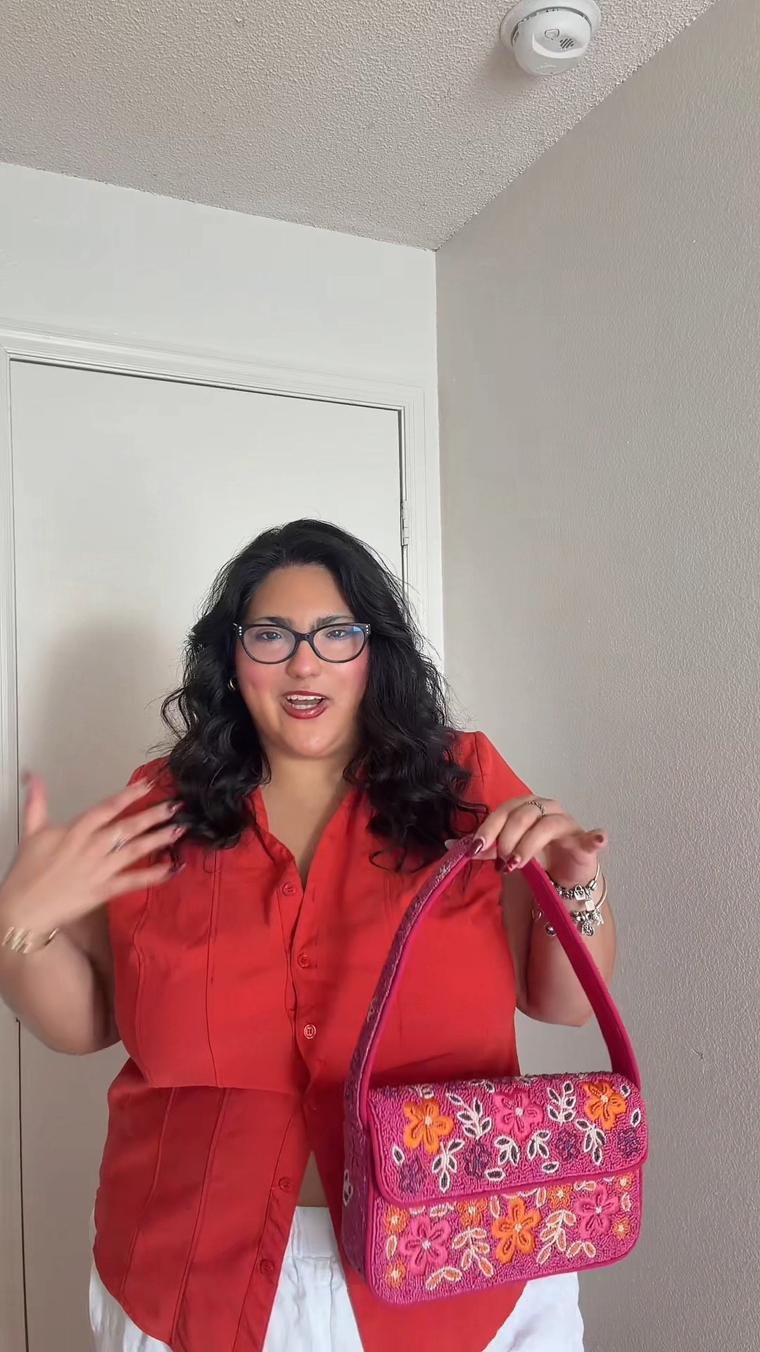 cutest beaded bag for spring from lulus 🌺




#LTKSaleAlert #LTKSeasonal #LTKootd