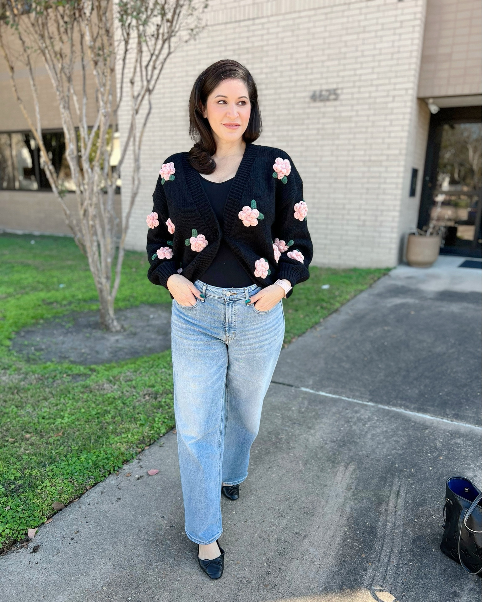 Embroidered sweaters/ cardigans 

Valentine’s 
Flowers
Floral
Sweaters 
Winter

#LTKFindsUnder50 #LTKStyleTip #LTKSeasonal