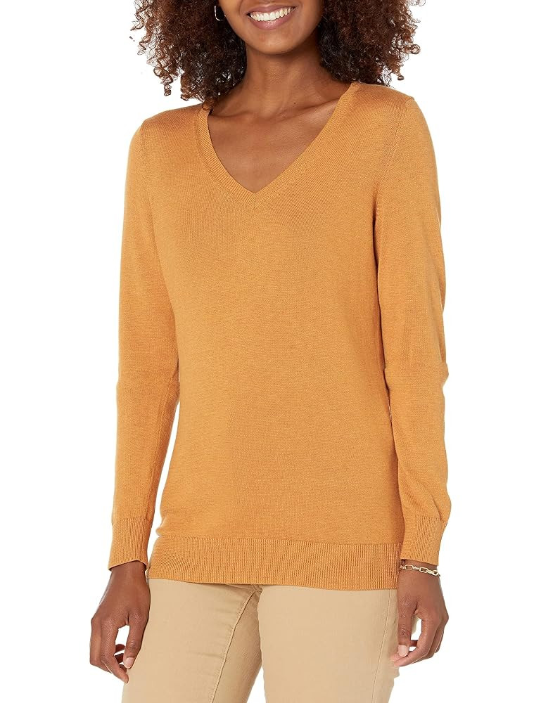 Amazon Essentials Women's Classic-Fit Lightweight Long-Sleeve V-Neck Sweater (Available in Plus S... | Amazon (US)