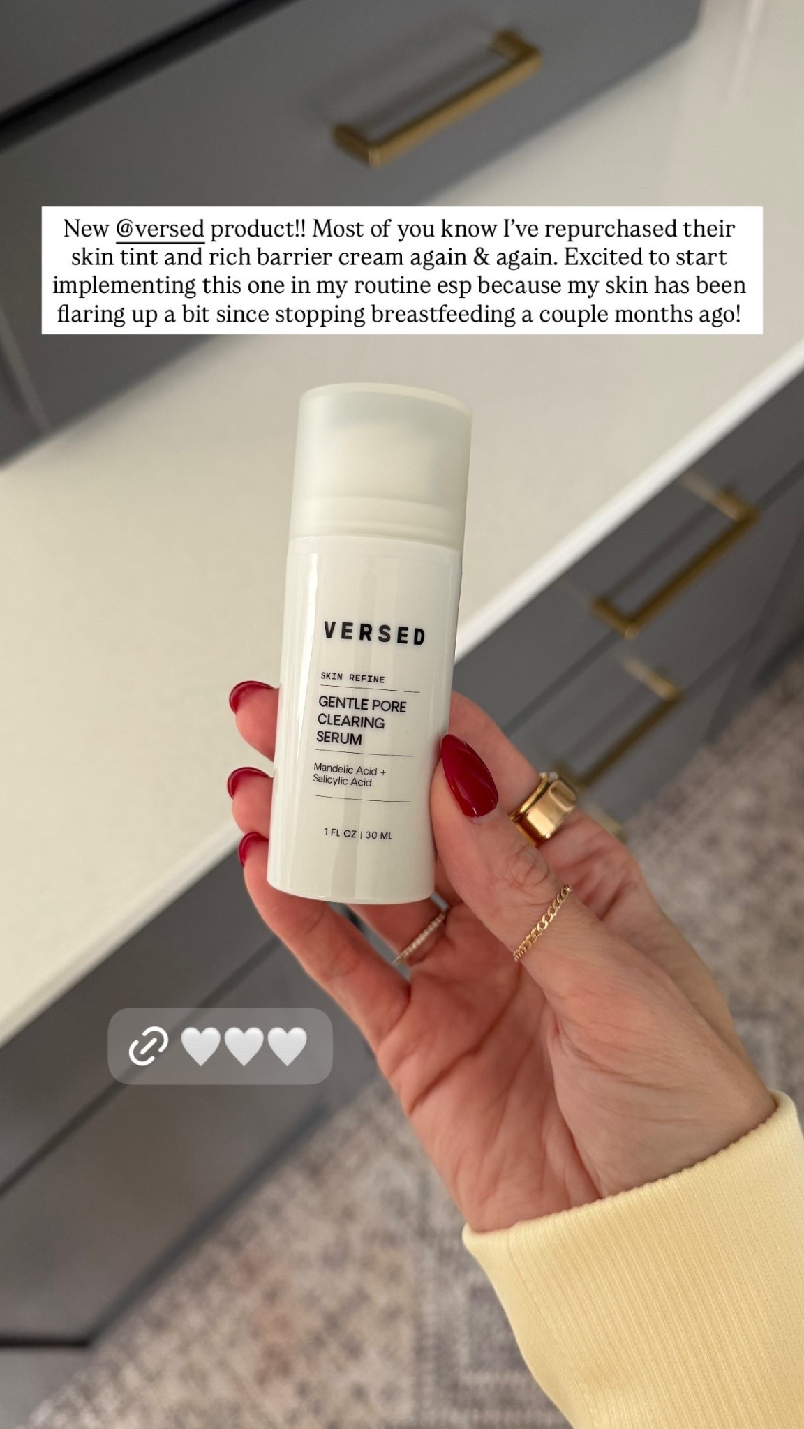 New @versed product!! Most of you know I’ve repurchased their skin tint and rich barrier cream again & again. Excited to start implementing this one in my routine esp because my skin has been flaring up a bit since stopping breastfeeding a couple months ago!