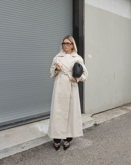 The perfect trench for this indecisive Spring weather. 

trench coat outfit, spring outfit ideas, capsule wardrobe 

#LTKworkwear #LTKshoecrush #LTKSeasonal