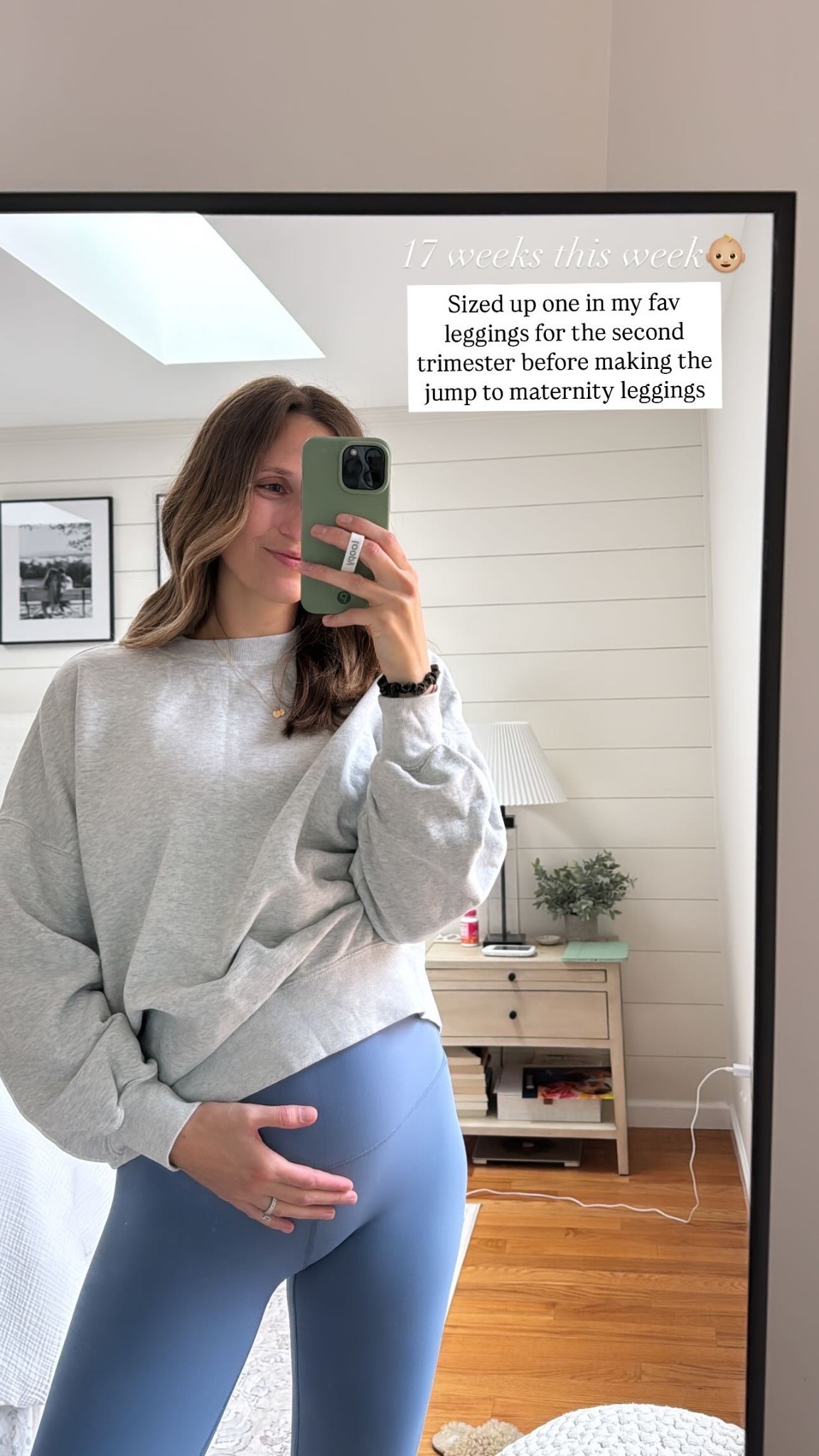 Size up one in the leggings for this 17 week bump 🤰🏼

#LTKStyleTip #LTKBump #LTKActive