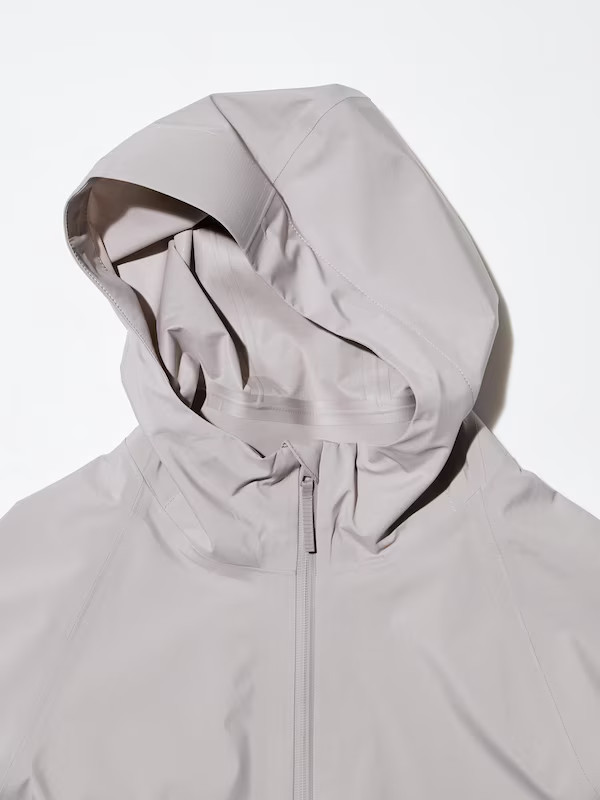 Durable ripstop fabric on the outside. | UNIQLO (UK)