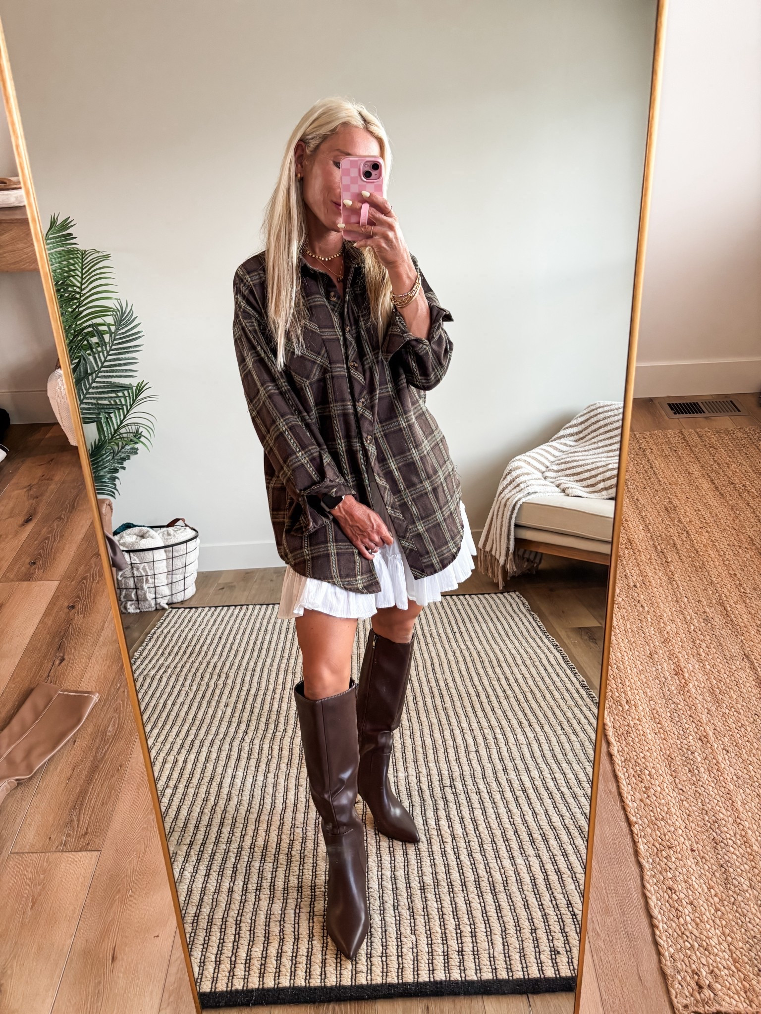 Easy throw on and go fall fit! 

#LTKStyleTip #LTKSaleAlert #LTKFindsUnder50