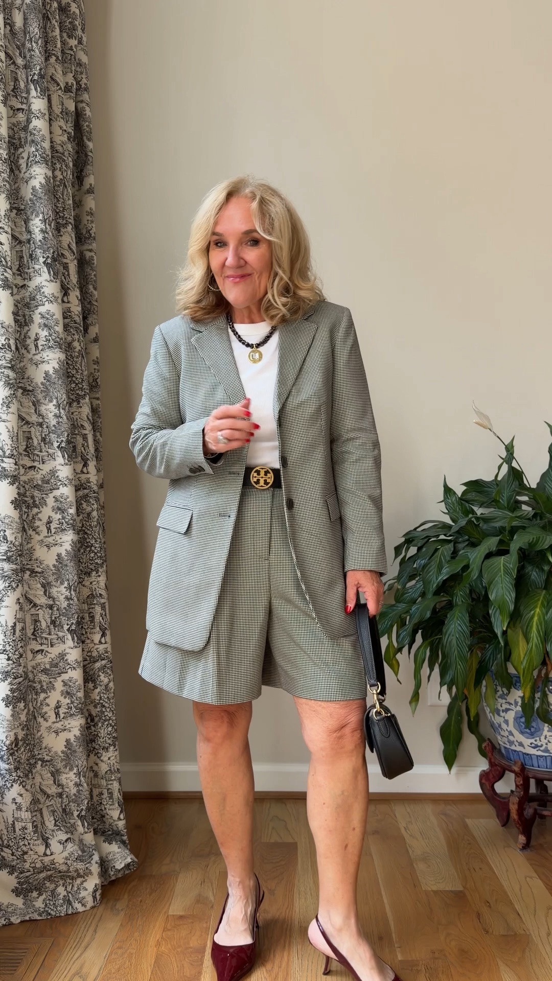 Blazer 8 petite 
Shorts 8
The pants 8 petite 
Jeans 29 
29% off Allie & Bess code NANETTE20
Cocktail party, office outfit, dinner outfit suit styling suit, black-and-white outfit, jeans, and a blazer

#LTKSaleAlert #LTKOver40 #LTKWorkwear