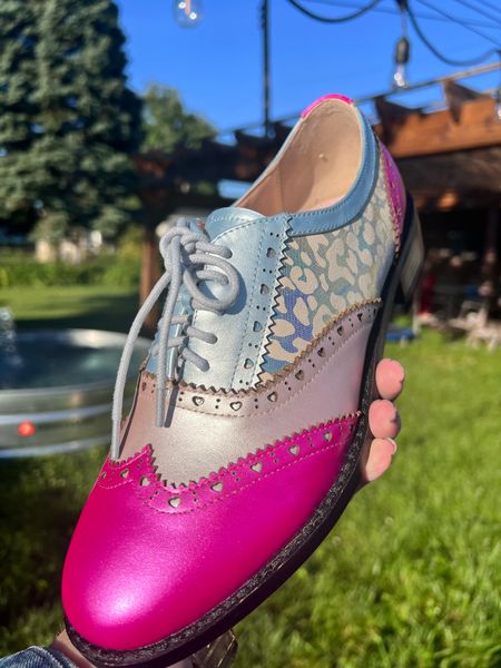 #ad You can’t hide when you are always “spotted”.  @nixandness ‘ Willa Cather derby shoes in pink bring the sunshine, the smiles and the compliments.  You can “wing”tip anything when in a cute pair of kicks.  Truly I can see why the message delivered in my shoes was: “Where there is great love there are always miracles” - Willa Cather
🌞🌞🌞🌞🌞🌞🌞🌞🌞🌞🌞🌞
#nixandness #mynixfix #stepintosummer #summerstyling 


#LTKParties #LTKStyleTip #LTKShoeCrush