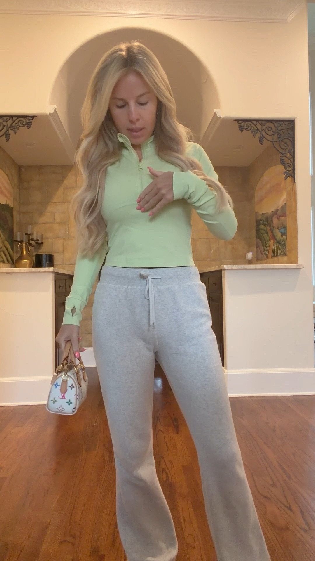 Amazon fashion. Active top 