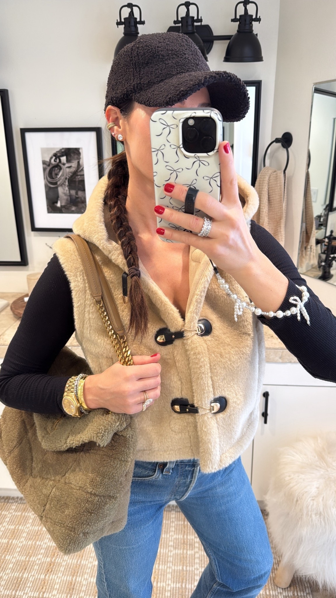 Winter brunch outfit 💁🏻‍♀️ looooove my new shearling vest from Zara - $69!! Wearing a small.

#LTKSeasonal #LTKFindsUnder100