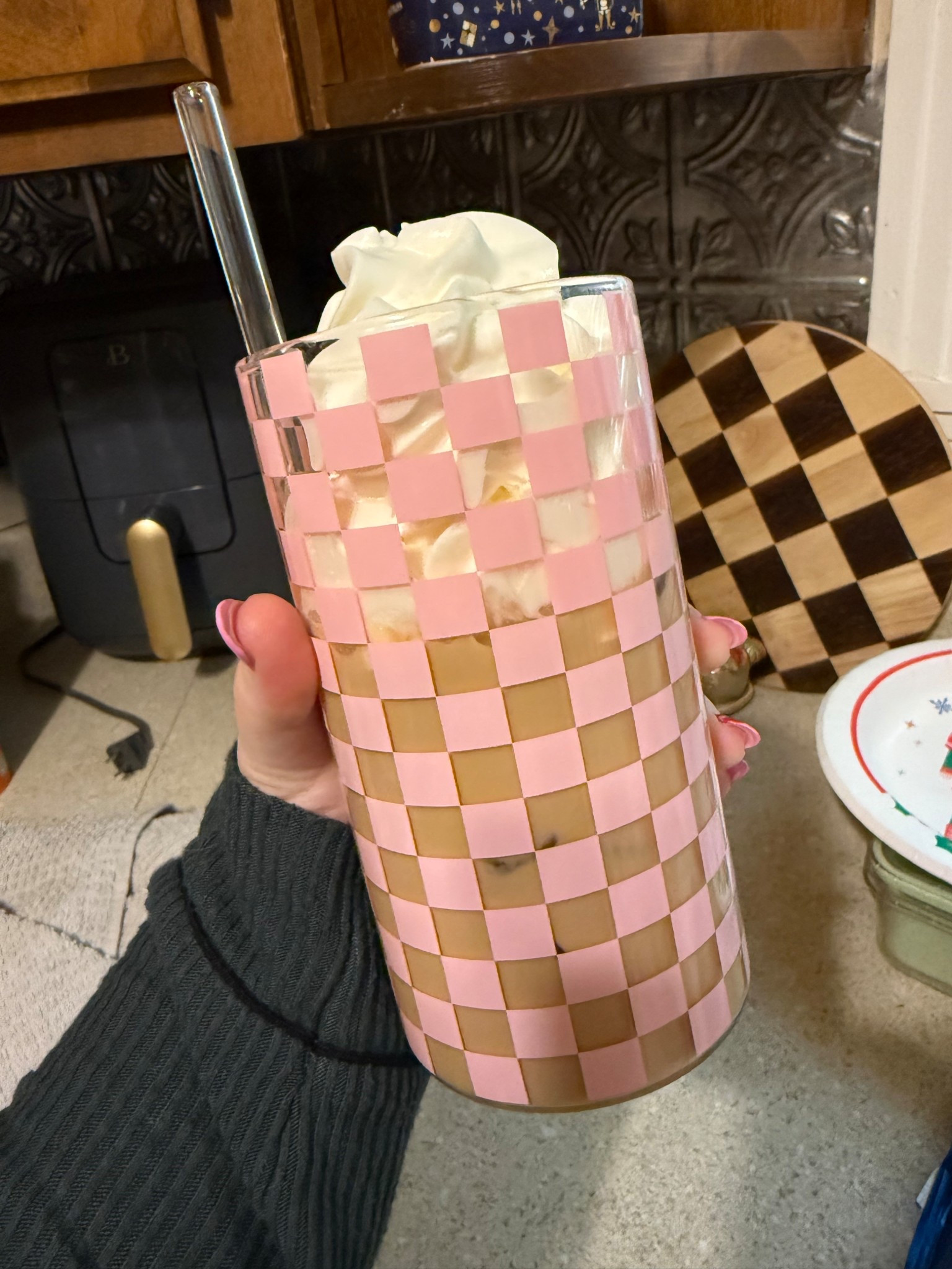 Morning iced coffee, so decided to find some similar glass options on Amazon! Including a brown set of 2 for $9! 

#LTKValentine #LTKmorningroutine #LTKdayinmylife