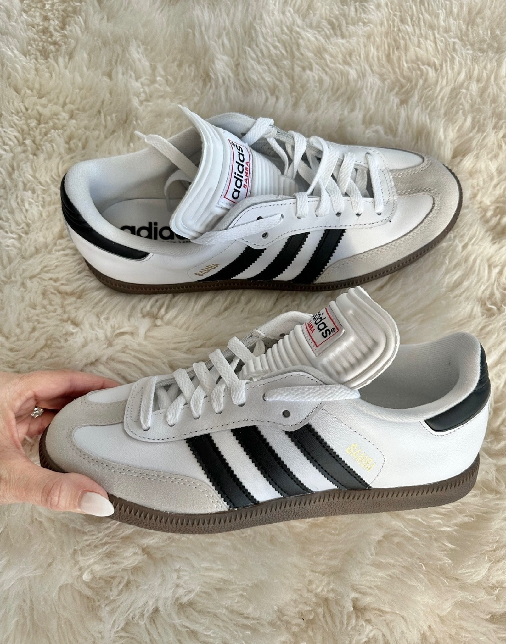 🎉RESTOCKED 🎉Everyone loves a clean pair of Samba’s!! Size down half size. Perfect for your next travel outfit!! Also pairs perfectly with your fall  outfit

#LTKOver40 #LTKSaleAlert #LTKFindsUnder100