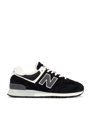 574
                    
                    New Balance | Revolve Clothing (Global)