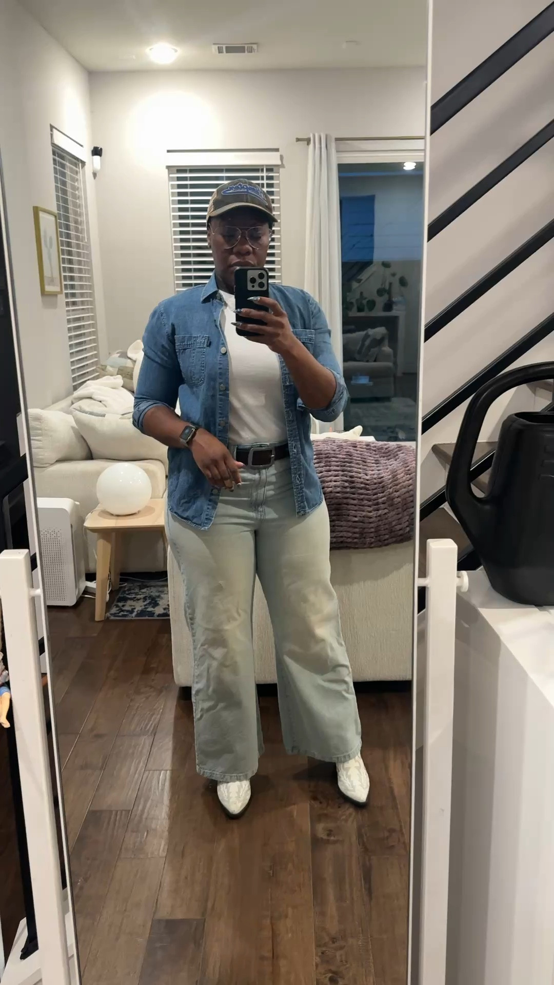 Rodeo ready with denim in denim and these cute cowboy boots. All I’m missing is a cowboy hat, but this trucker will suffice.

Rodeo, rodeo outfit, cowboy boots, denim, denim on denim, outfit ideas, rodeo outfit ideas, rodeo concert, country concert 

#LTKootd #LTKWorkwear #LTKdayinmylife