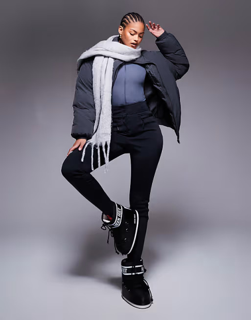 4505 Tall Ski soft shell water repellent skinny ski pants in black | ASOS (Global)