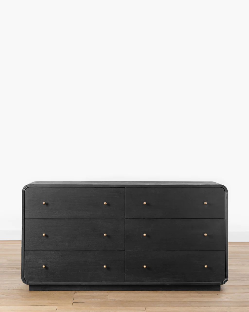 Wilkins Dresser | McGee & Co. (US)