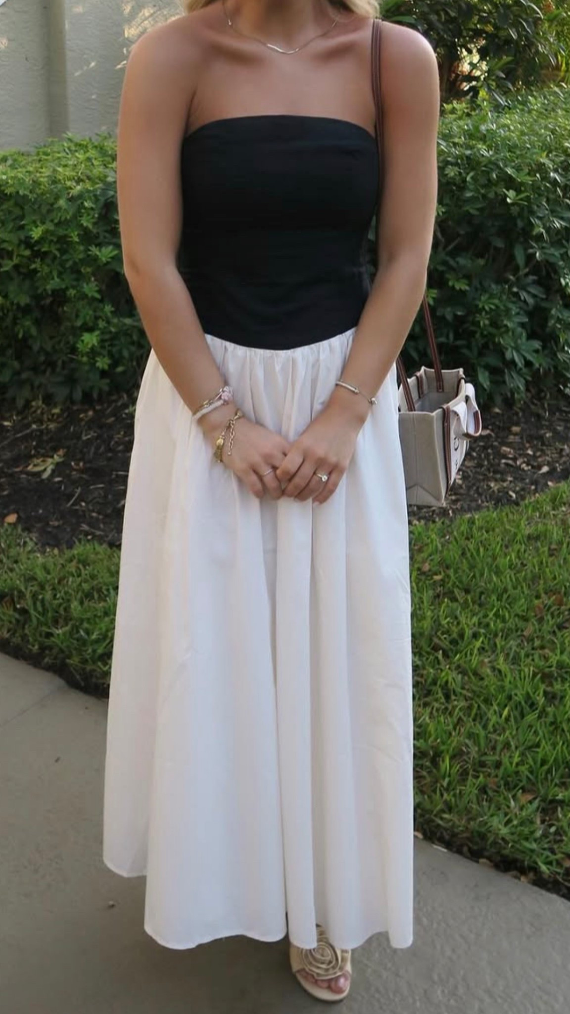 dinner outfit 🍷

#LTKSeasonal #LTKStyleTip #LTKFindsUnder100