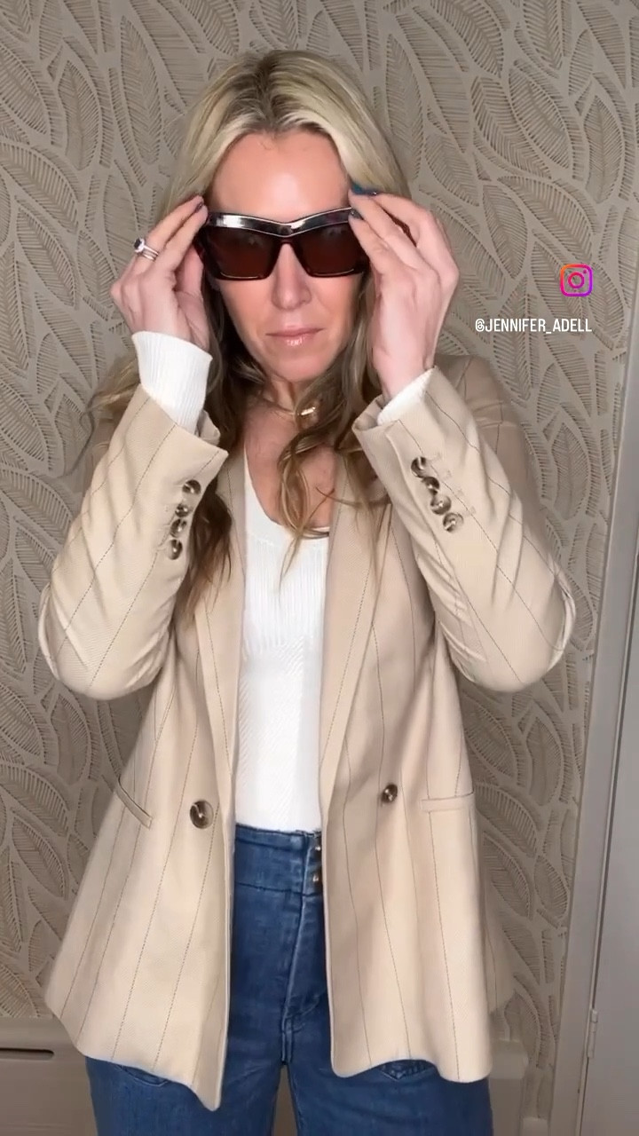 Weekend outfits ✌️🏀🍷🍴🤸‍♀️

#LTKSale #LTKstyletip #LTKshoecrush