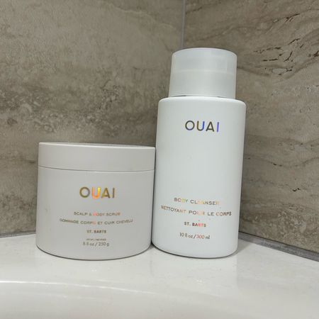 Ouai St. Barts🤍
The perfect clean girl, Summer scent🥥
Smells like coconut and pineapples, the perfect sandy beach getaway 🌴
I love that there are actual skin-loving ingredients in these products as well. (Roseship+jojoba oils, vitamin a and c) Also paraben and cruelty free🤎
