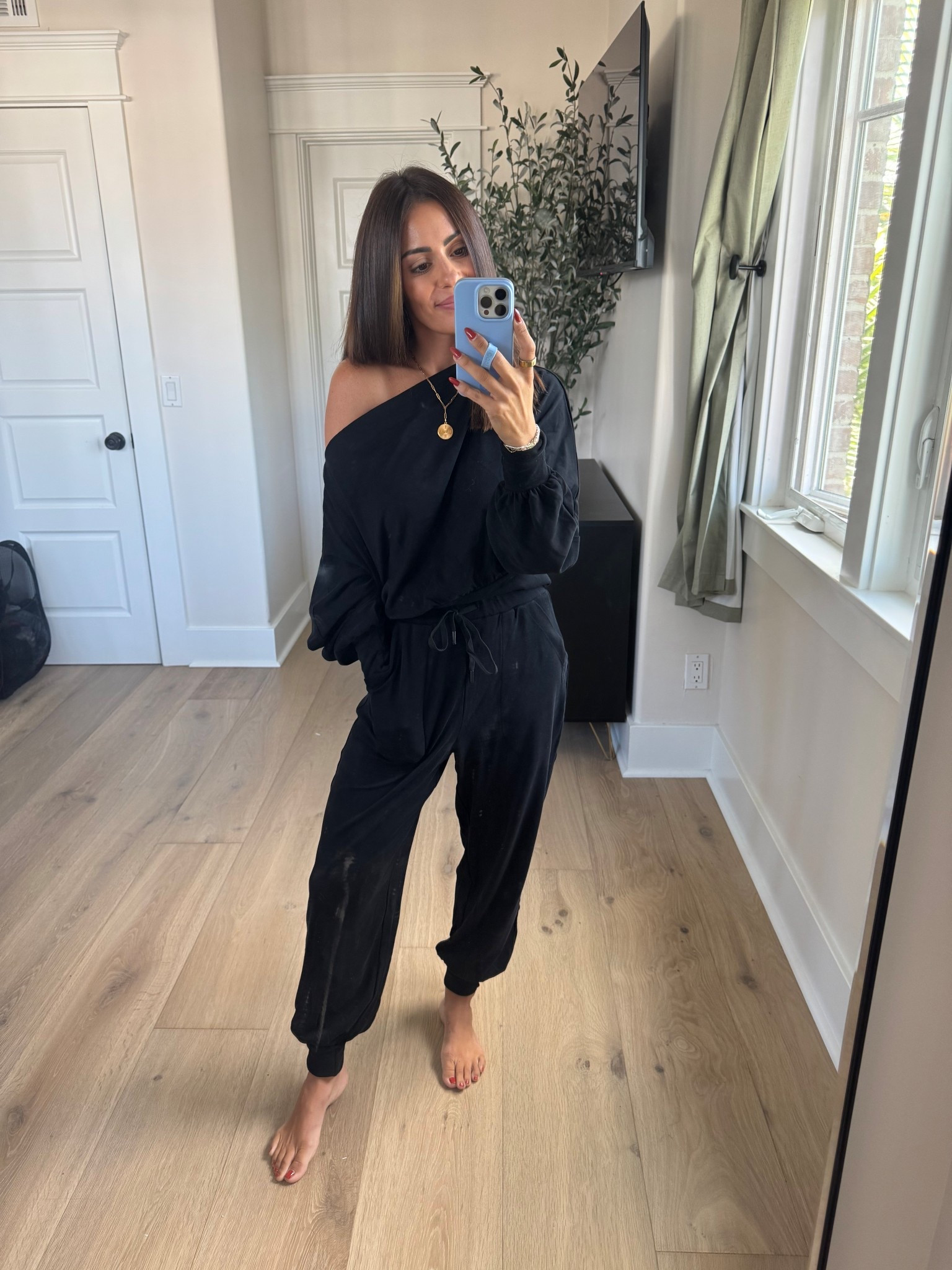 Emily’s line with pink lily just launched! I used code Emily for a discount!! 

#LTKFindsUnder100 #LTKFallSale #LTKActive