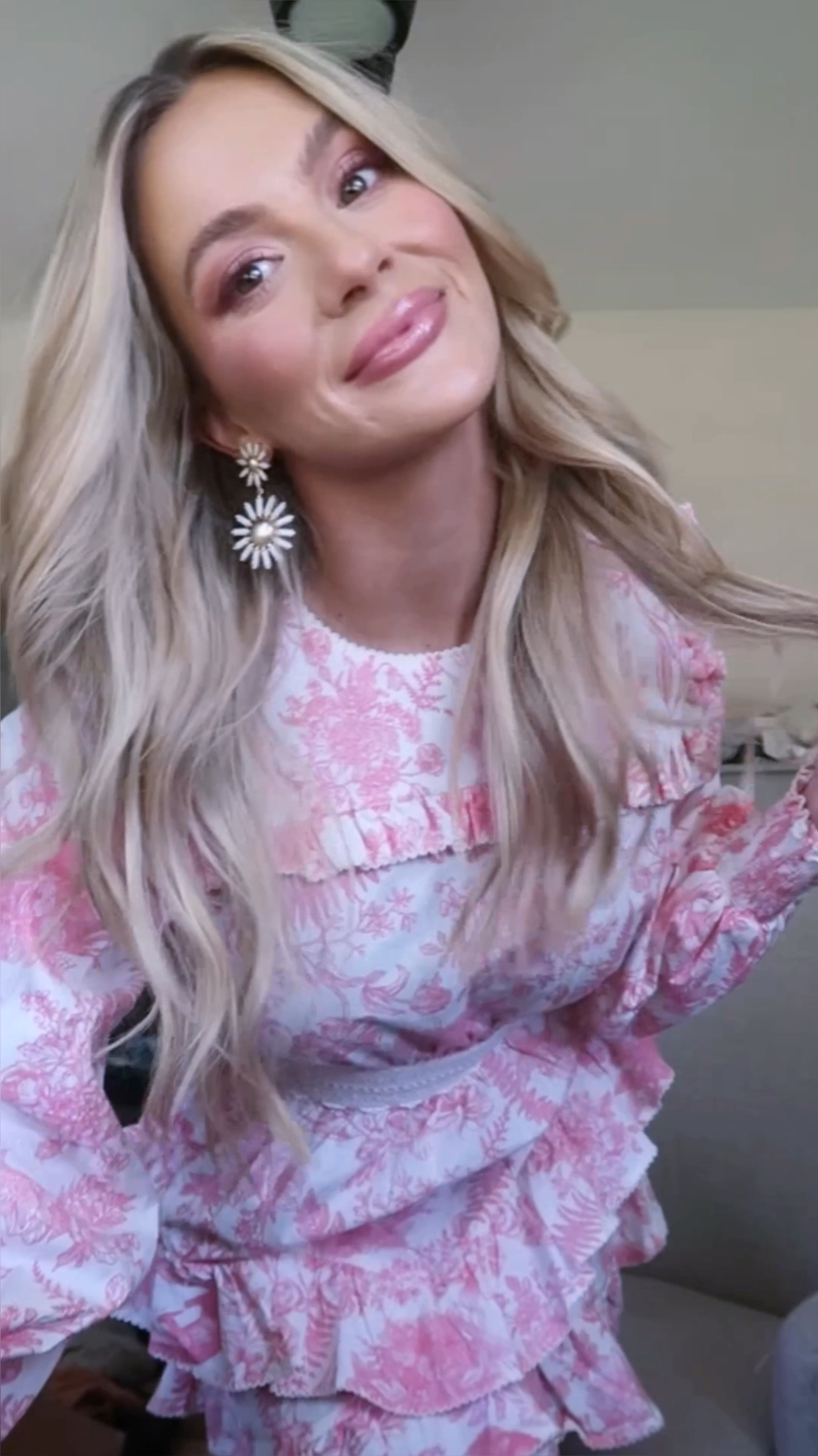 Charlotte Tilbury full face glam! Shop Sephora sale and use code savings at checkout. 

#LTKBeauty #LTKSaleAlert