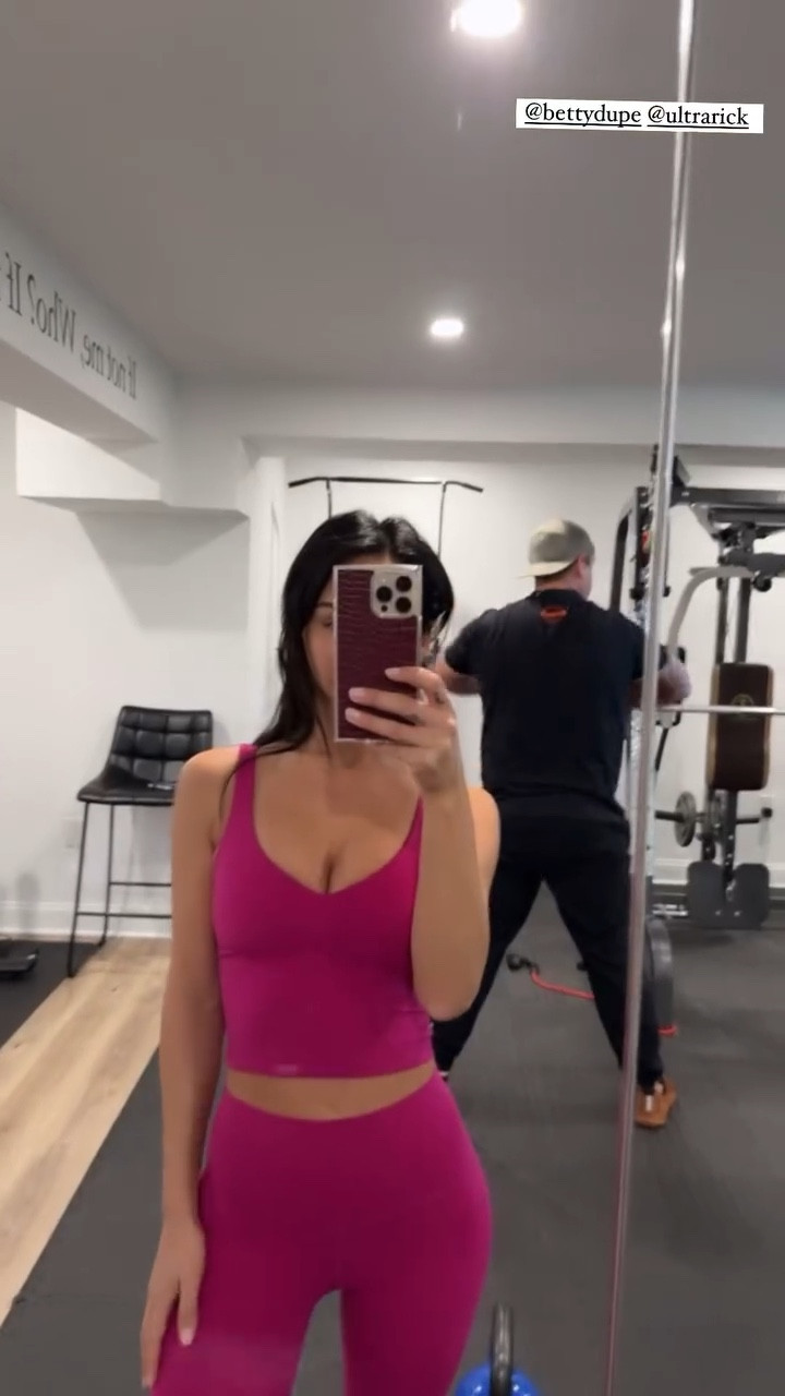 One of my fav workout sets right now! 

#LTKFitness #LTKStyleTip #LTKActive