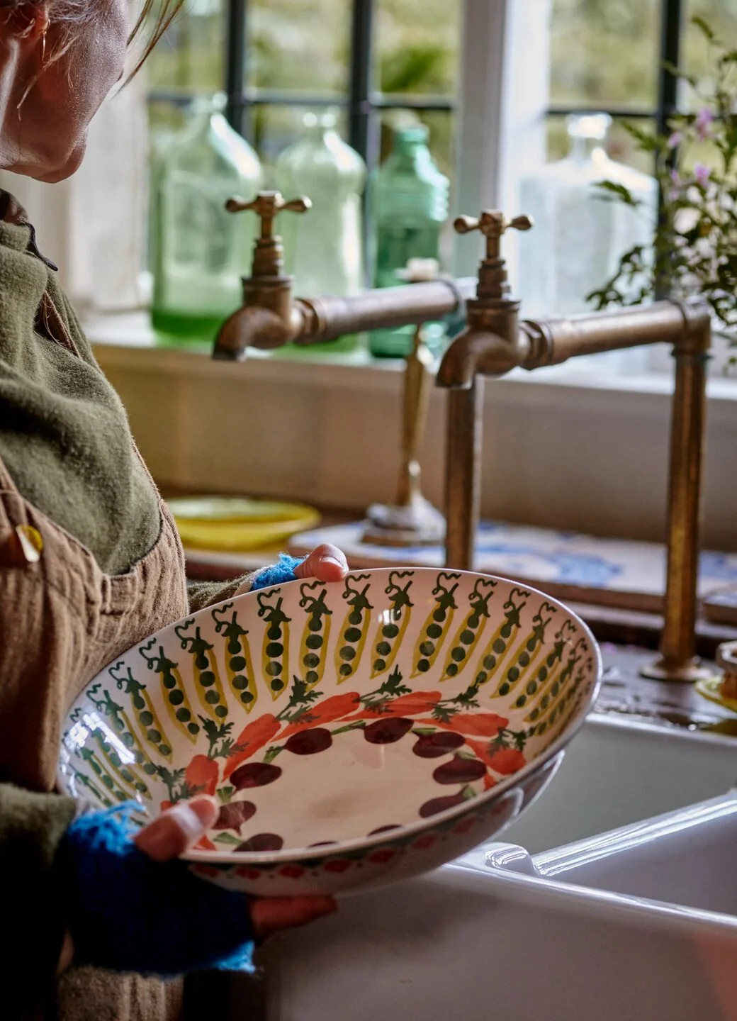 Carrots & Beets Medium Dish | Emma Bridgewater (UK)
