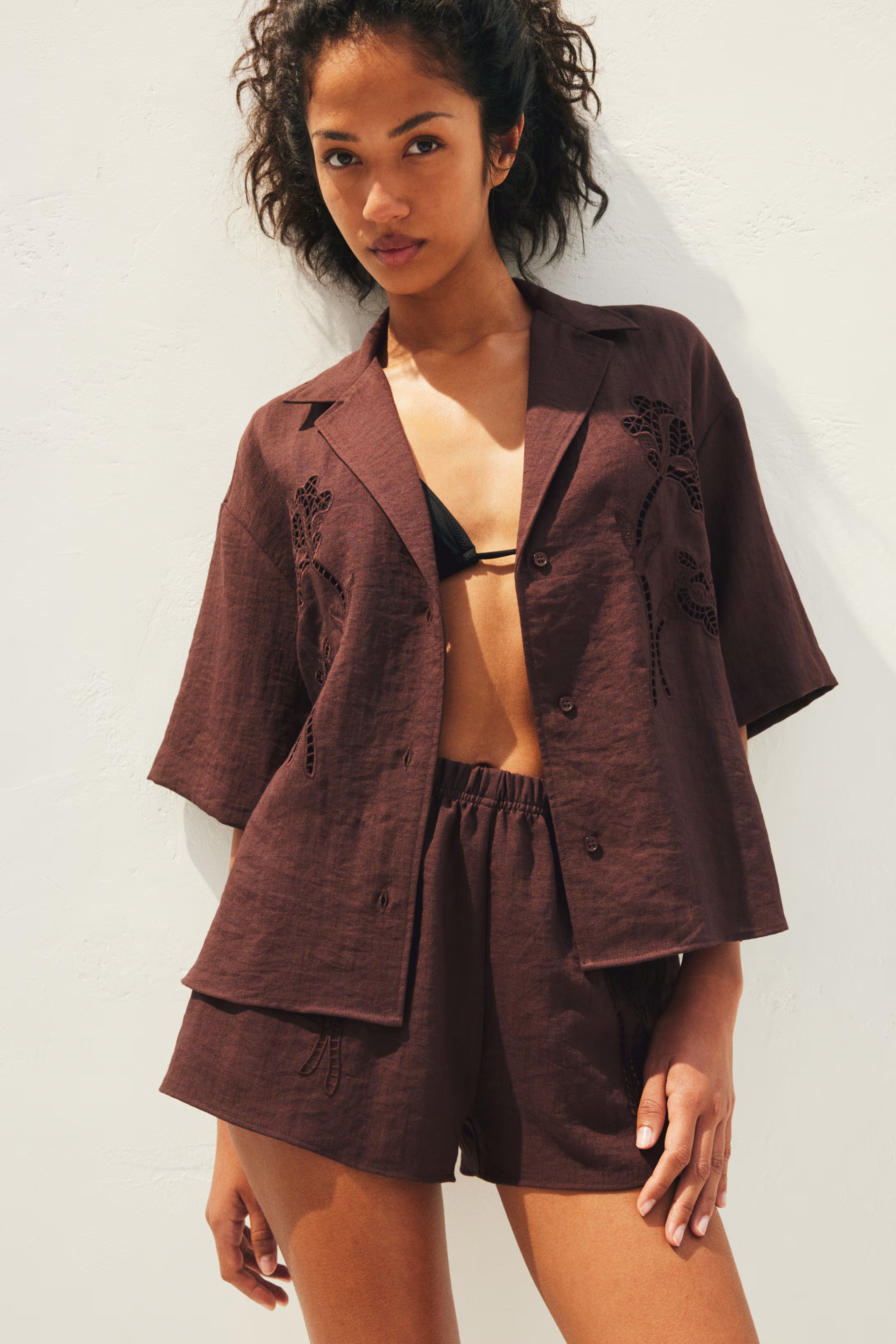 Broderie anglaise shirt | H&M (UK, MY, IN, SG, PH, TW, HK)